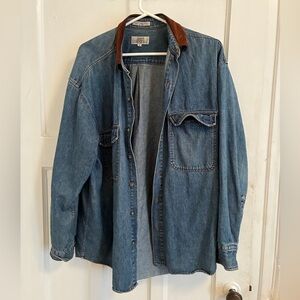 Vintage Denim Button-Up Shirt with Suede Collar